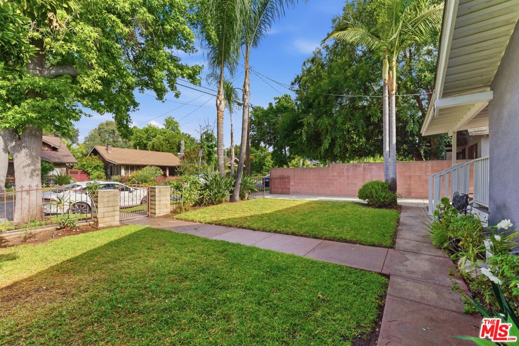 House in Altadena, California, United States 4 - 18485345