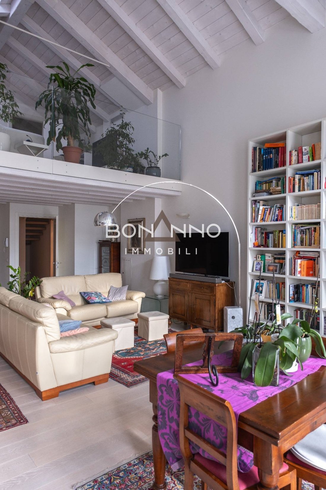 Apartment in Cathedral - Piazza dei Signori, Treviso, Italy 3 - 16230084