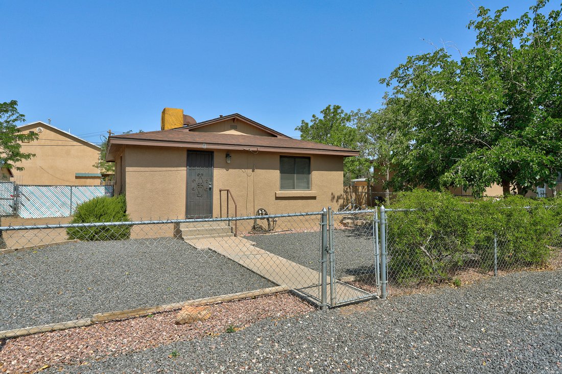Albuquerque, New Mexico, United States 4 - 18488126
