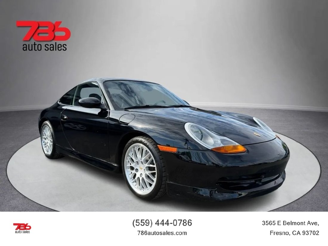 Coupe in Fresno, CA, United States 1 - 18487305