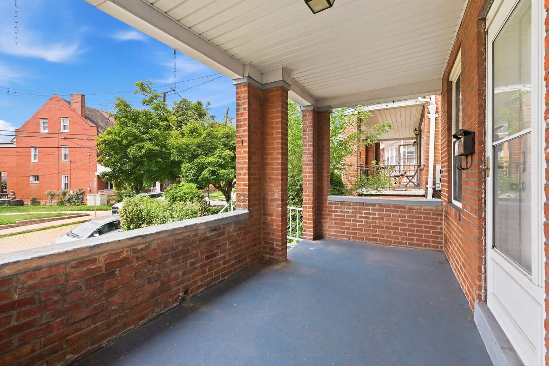 House in Pittsburgh, Pennsylvania, United States 2 - 18487716