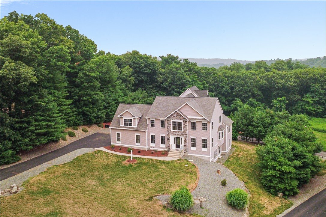 House in Cumberland, Rhode Island, United States 2 - 18485111