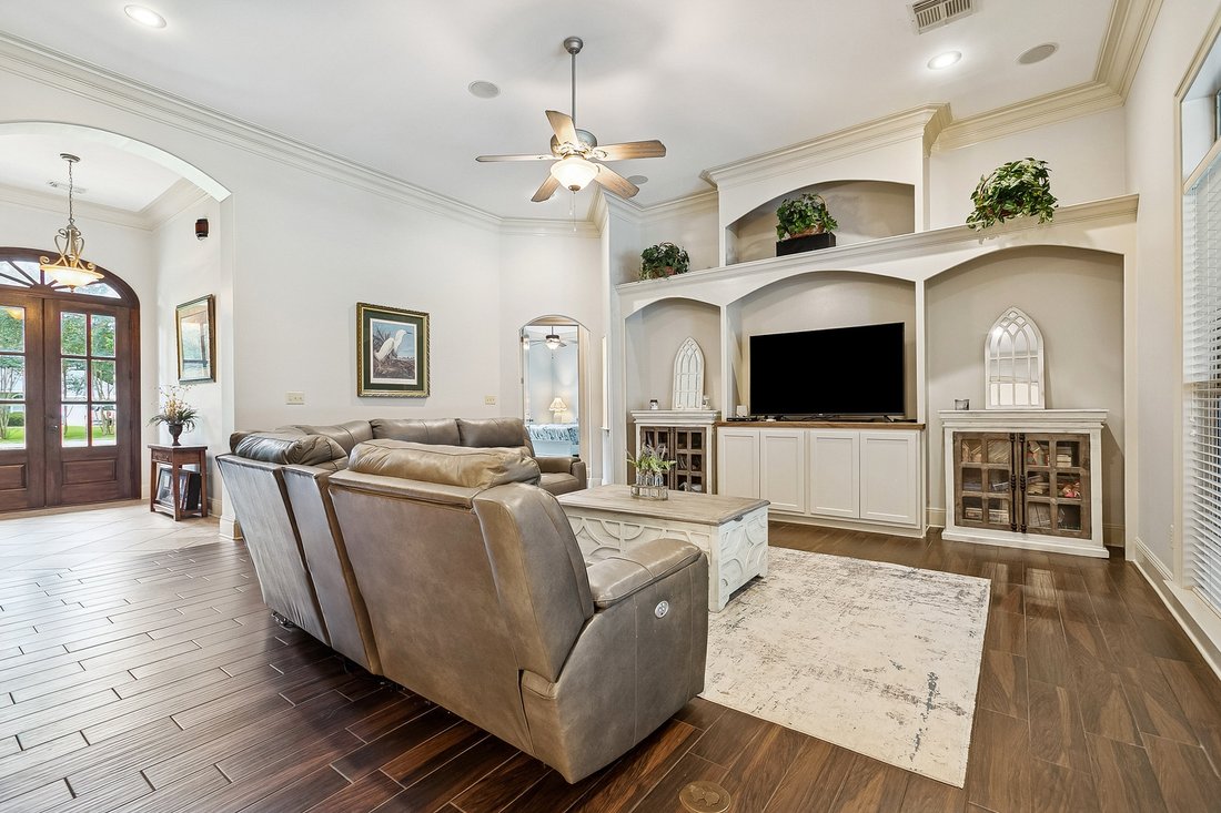 House in Mandeville, Louisiana, United States 3 - 18484611