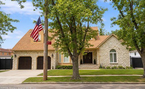 House in New York, New York, United States 1