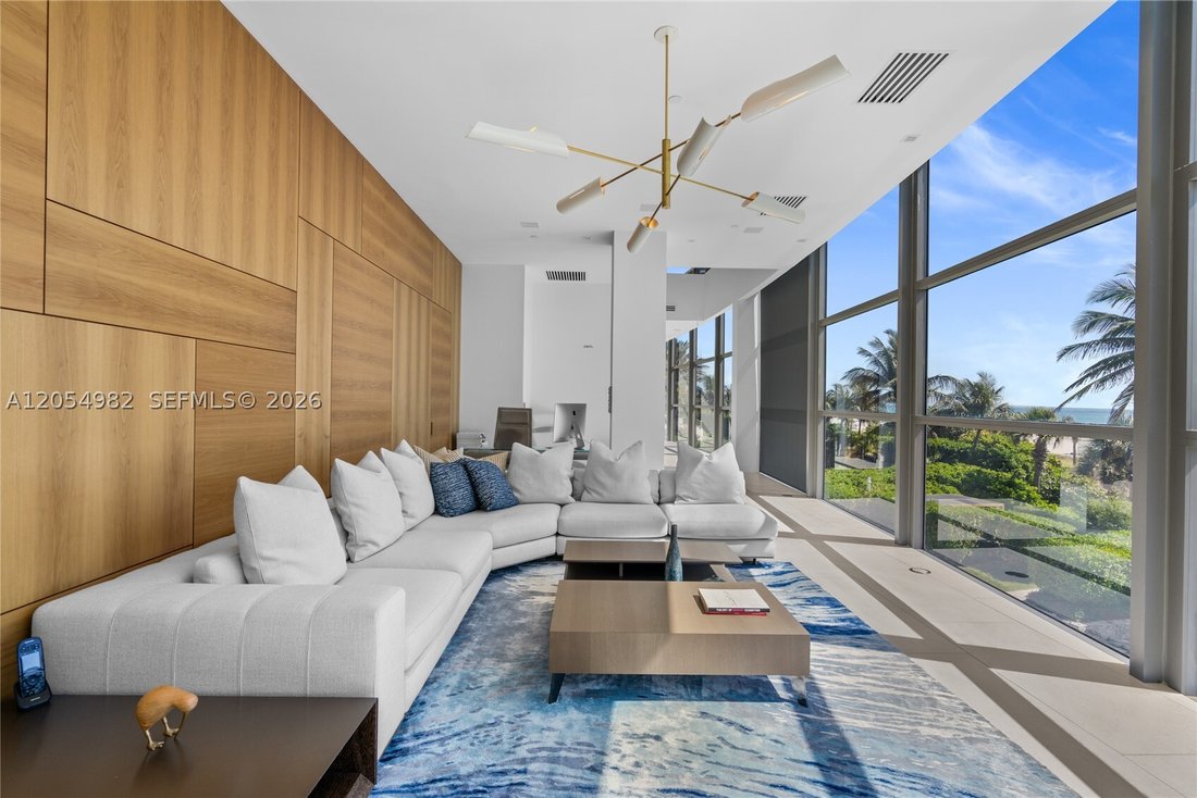 Condo in Miami Beach, Florida, United States 1 - 18483191