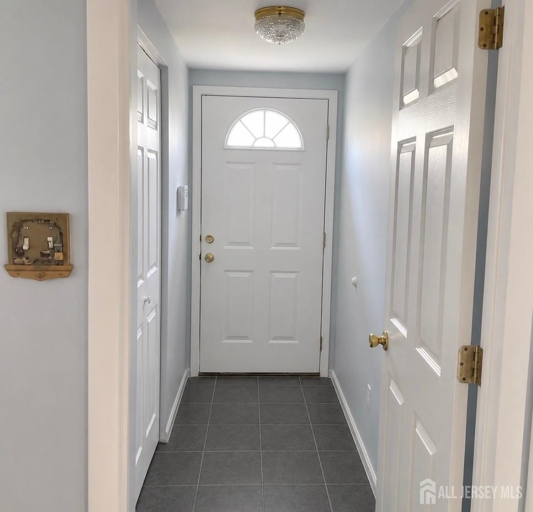House in Carteret, New Jersey, United States 3 - 18484755