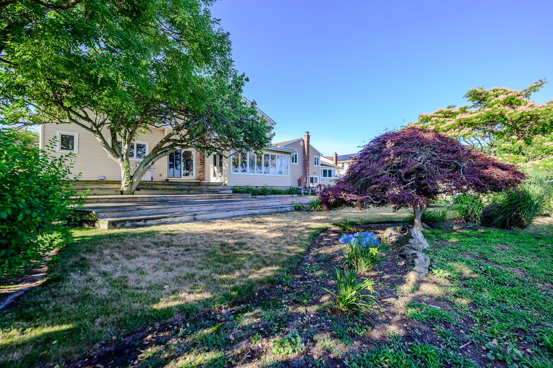 House in Long Beach, New York, United States 5 - 18484430
