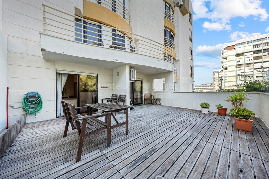 Apartment in Lumiar, Lisbon, Portugal 2 - 18486889