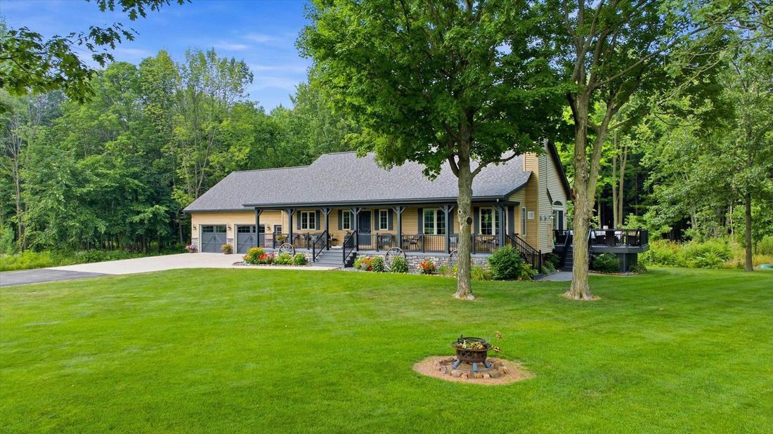 House in Auburndale, Wisconsin, United States 1 - 18483082