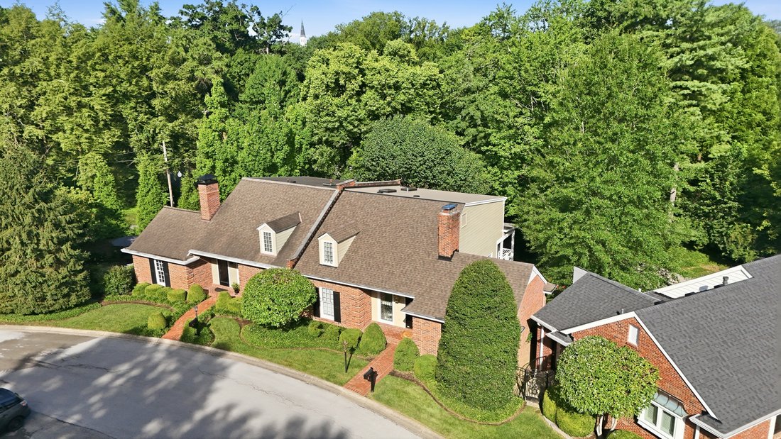 House in Watterson Park, Kentucky, United States 3 - 18201574