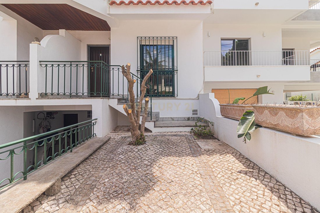 Villa in Caparica e Trafaria, Setubal, Portugal 2 - 18486114