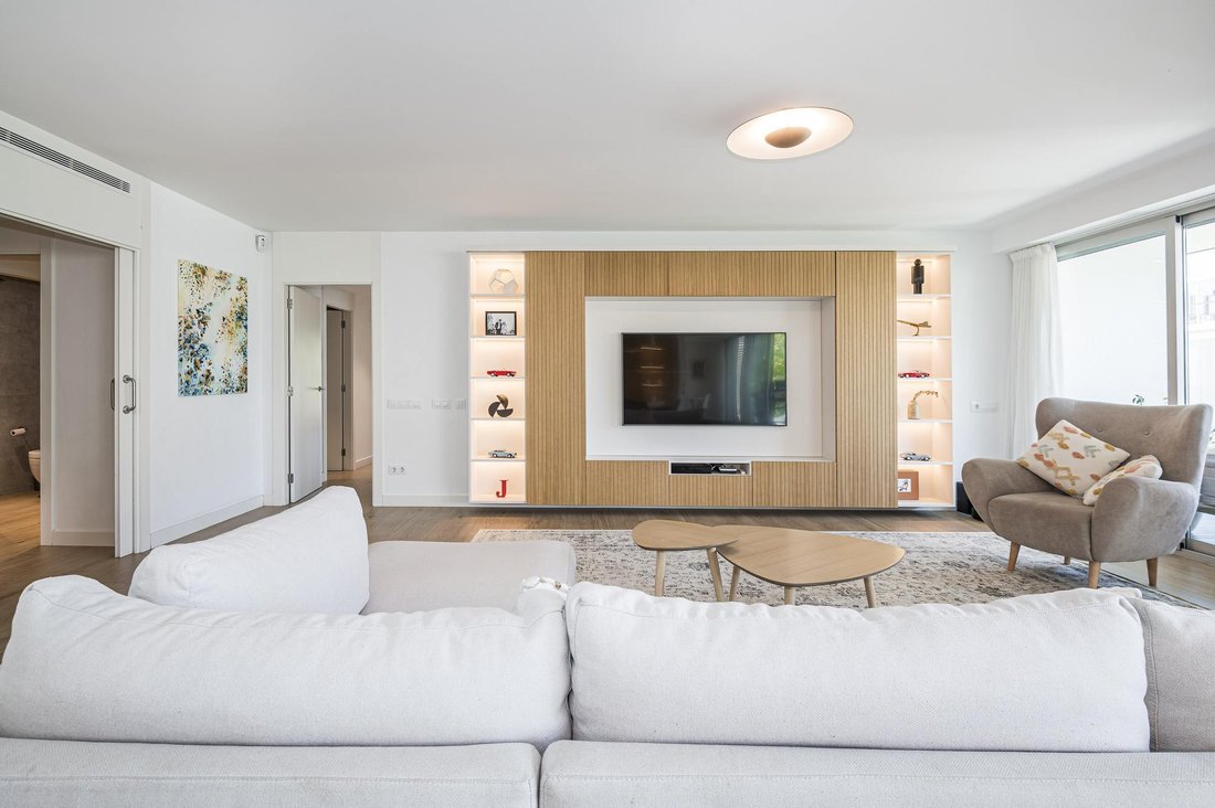 Apartment in Sant Cugat del Valles, Catalonia, Spain 5 - 18483447