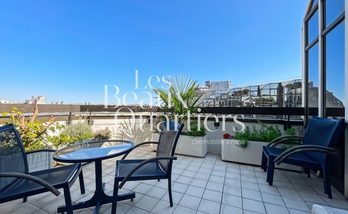 Apartment in Palais Royal, Paris 1er Arrondissement, Paris 1