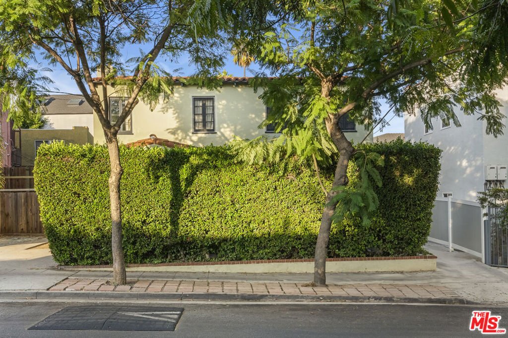 Los Angeles, California, United States 1 - 18485342