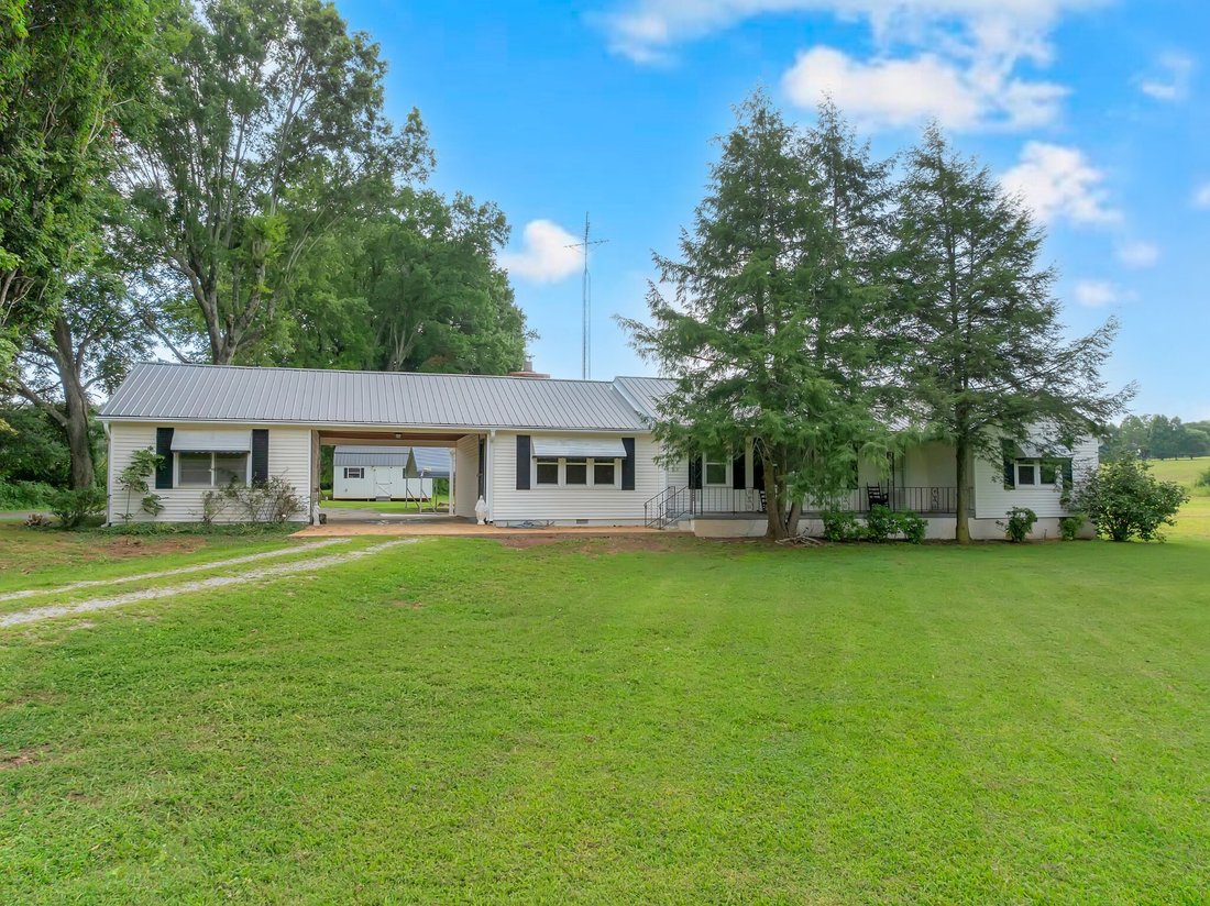 House in Decherd, Tennessee, United States 1 - 18486491