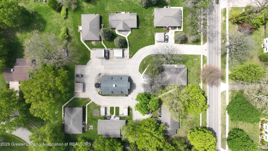 House in Windsor charter Township, Michigan, United States 1 - 18486590