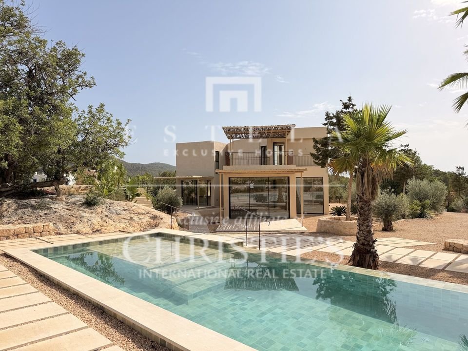 Villa in Santa Eularia des Riu, Balearic Islands, Spain 2 - 18487862