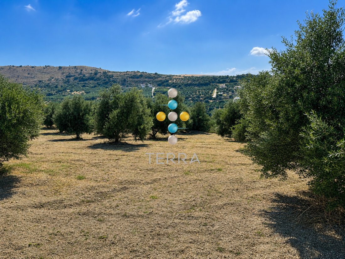 Land in Crete, Greece 3 - 18483801