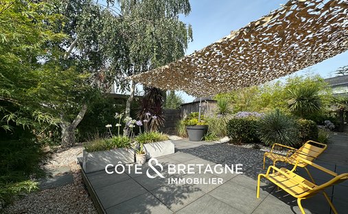 House in Kerguelen-Quehello Congard-Maison Rou, Larmor-Plage, France 1