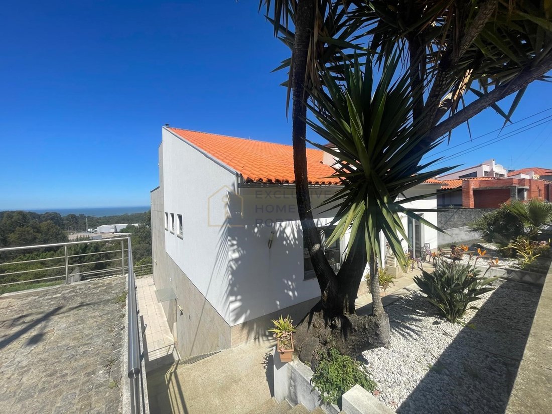 House in Vila Praia de Ancora, Viana do Castelo District, Portugal 3 - 18486940