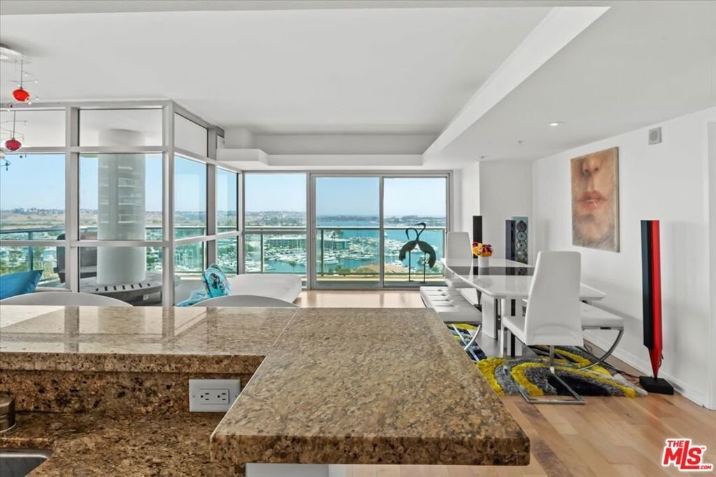 Condo in Marina del Rey, California, United States 3 - 18485328