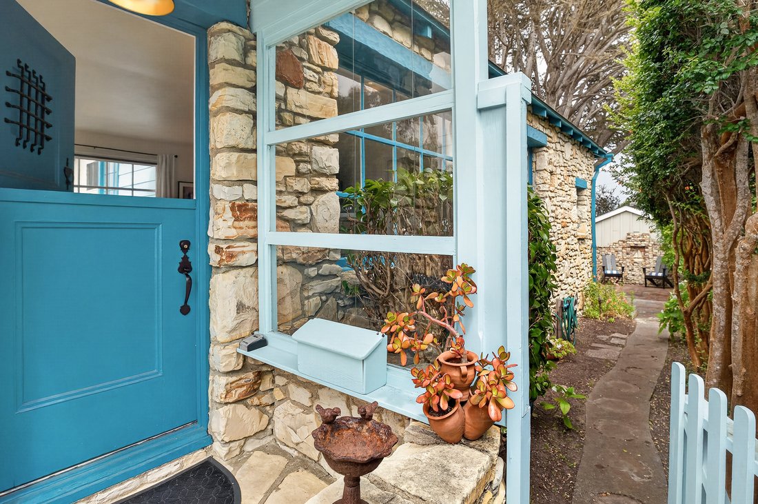 House in Pacific Grove, California, United States 3 - 18484017