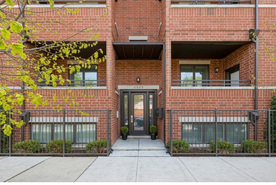 Condo in Chicago, Illinois, United States 2 - 18486026