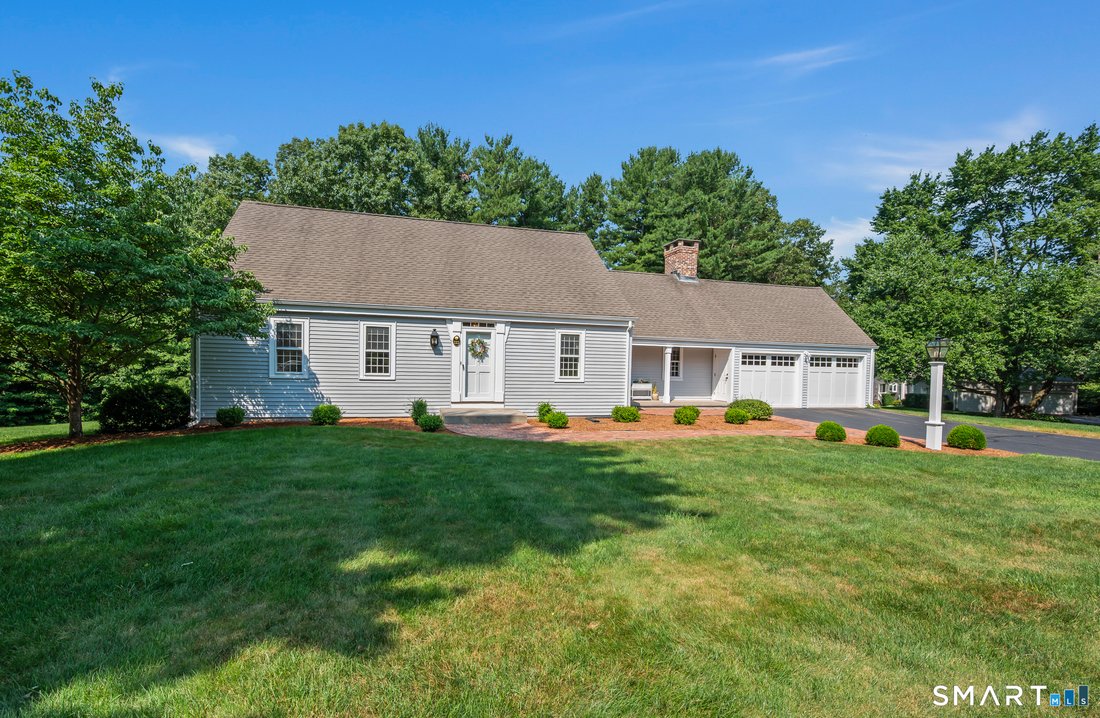 House in Glastonbury, Connecticut, United States 2 - 18475392
