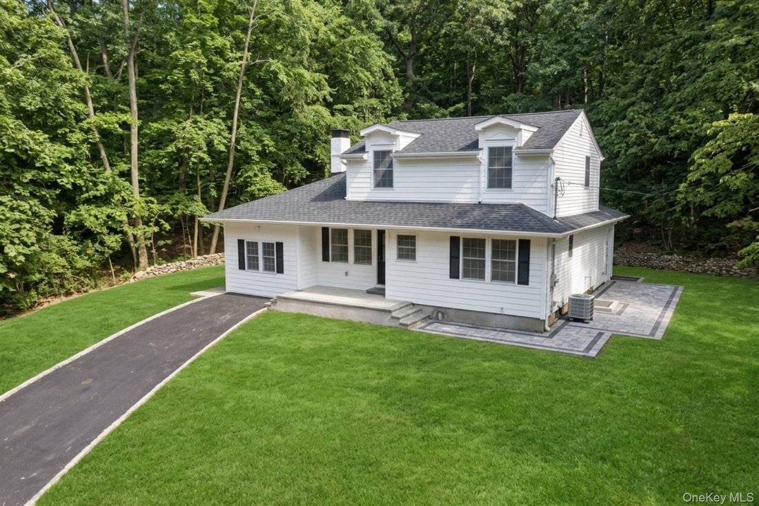 House in Halesite, New York, United States 2 - 18486709