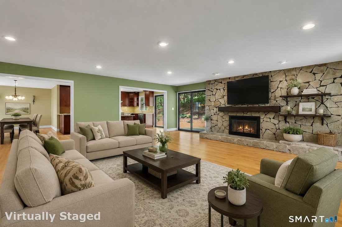 House in Cromwell, Connecticut, United States 4 - 18440944