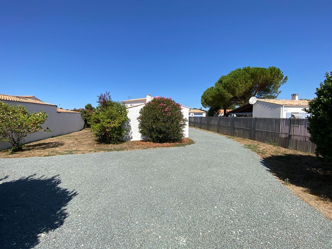 House in La Bree-les-Bains, Nouvelle-Aquitaine, France 5 - 18483576