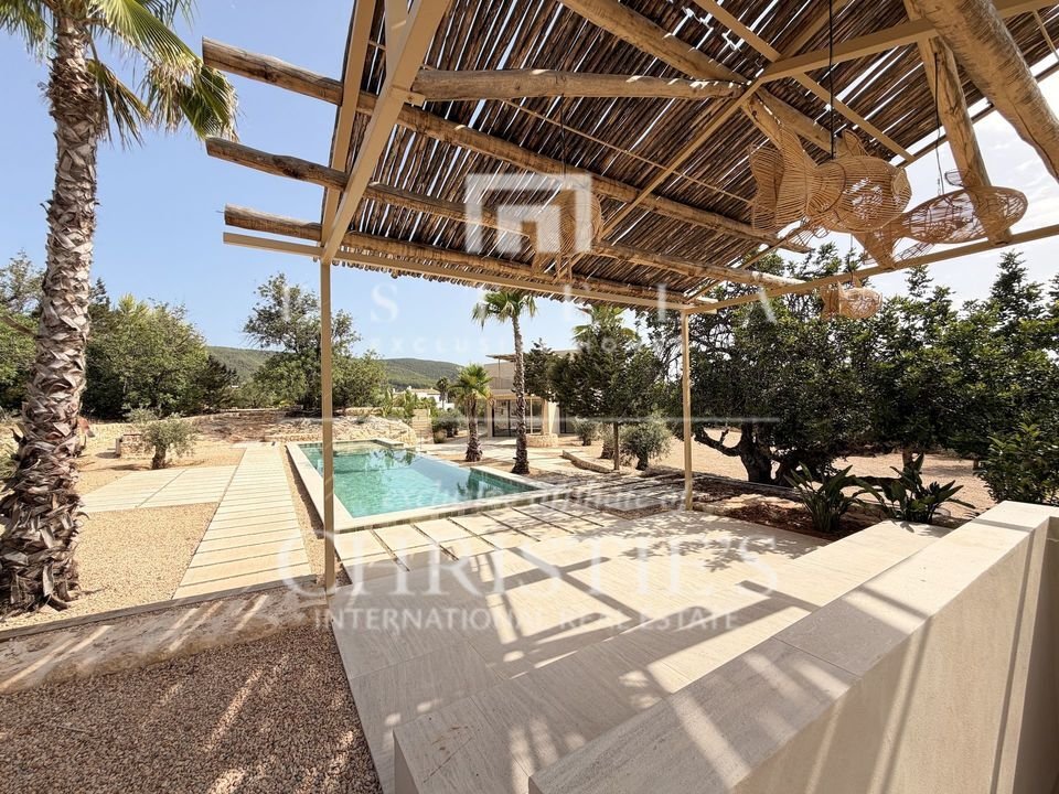 Villa in Santa Eularia des Riu, Balearic Islands, Spain 4 - 18487862