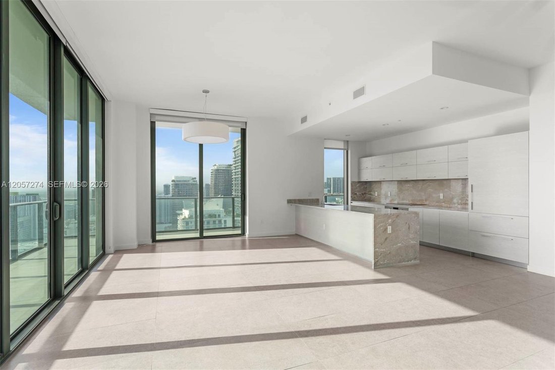 Condo in Miami, Florida, United States 4 - 18486715