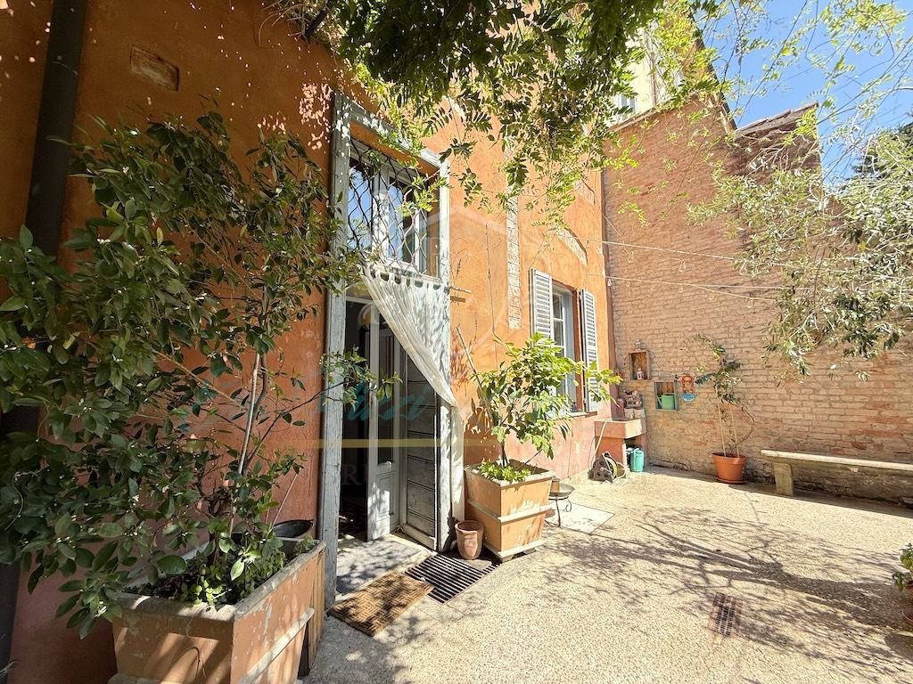 House in Historic Center, Lodi, Lombardy 2 - 18339616