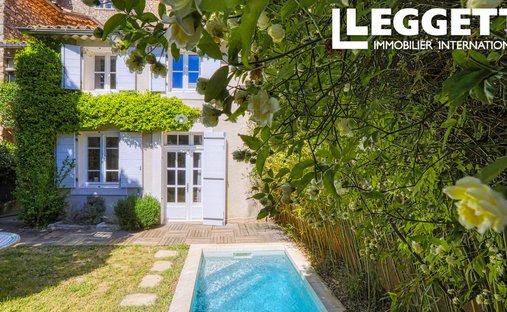 House in Rustrel, Provence-Alpes-Côte d'Azur, France 1
