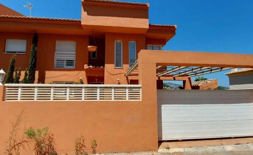 Villa in Calp / Calpe, Valencian Community, Spain 1