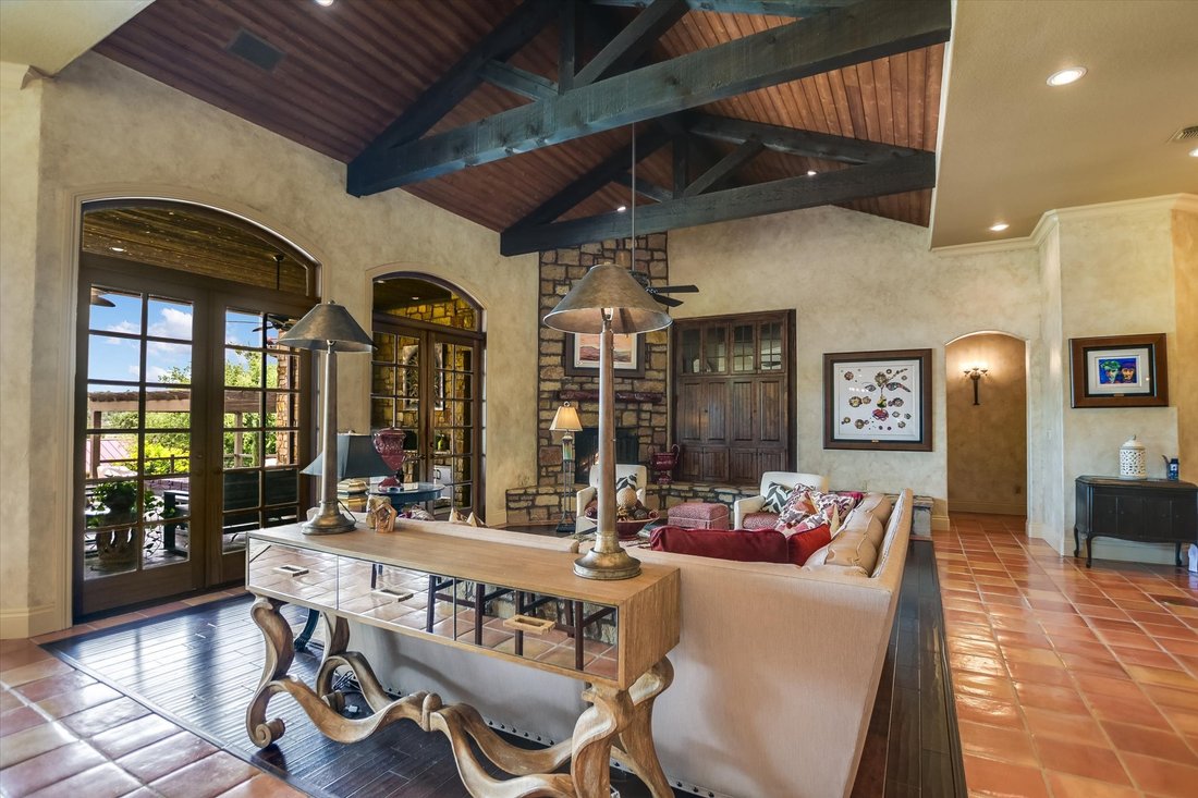 House in Marble Falls, Texas, United States 5 - 18358027