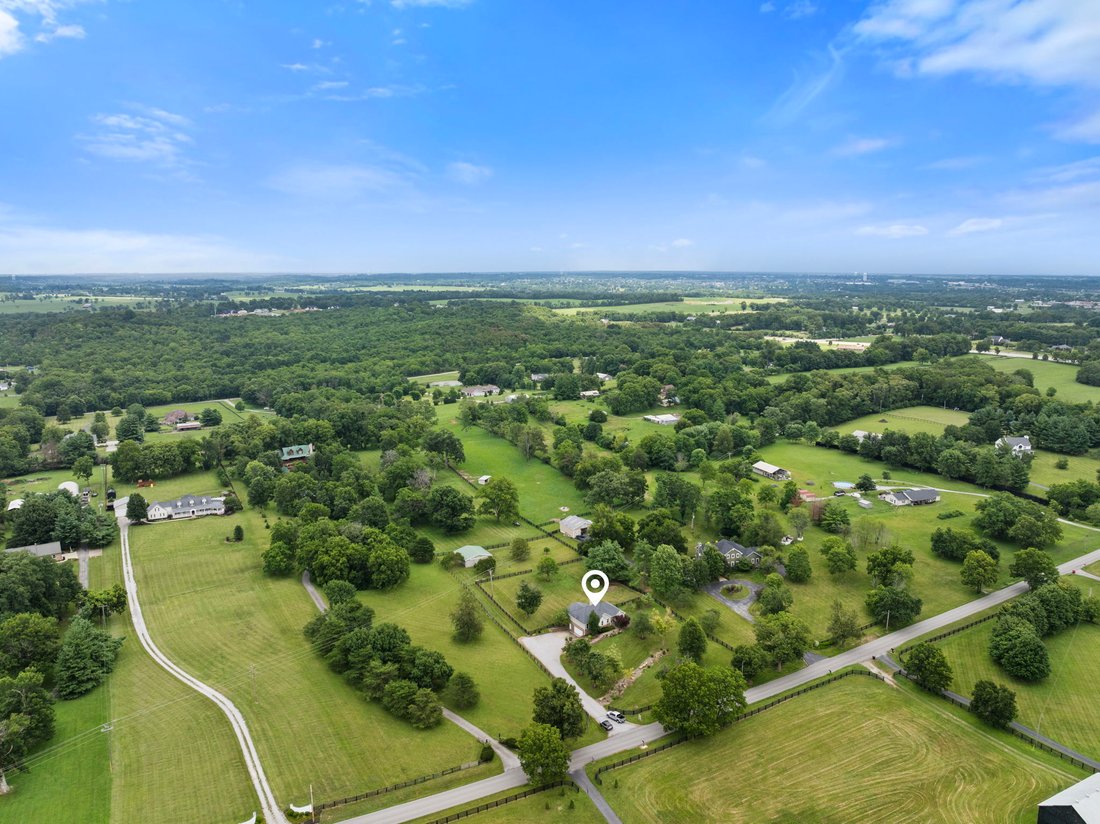 House in Nicholasville, Kentucky, United States 4 - 18483992