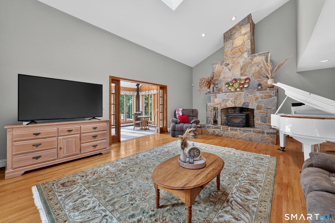 House in East Hampton, Connecticut, United States 4 - 18460536