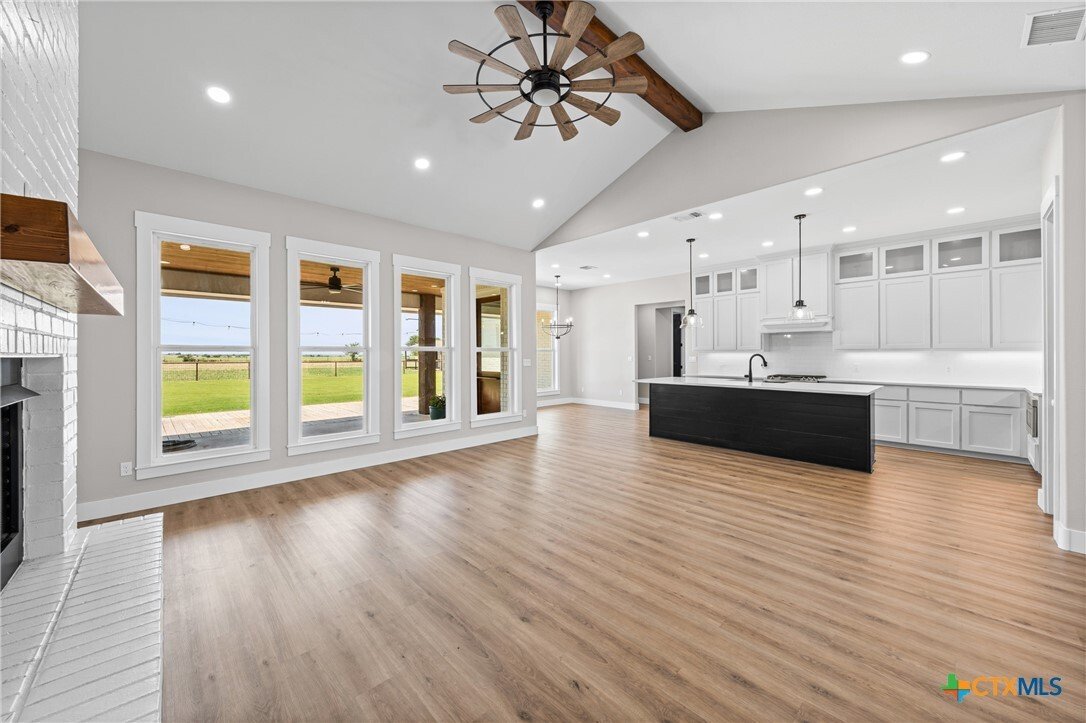 House in Salado, Texas, United States 5 - 18485176