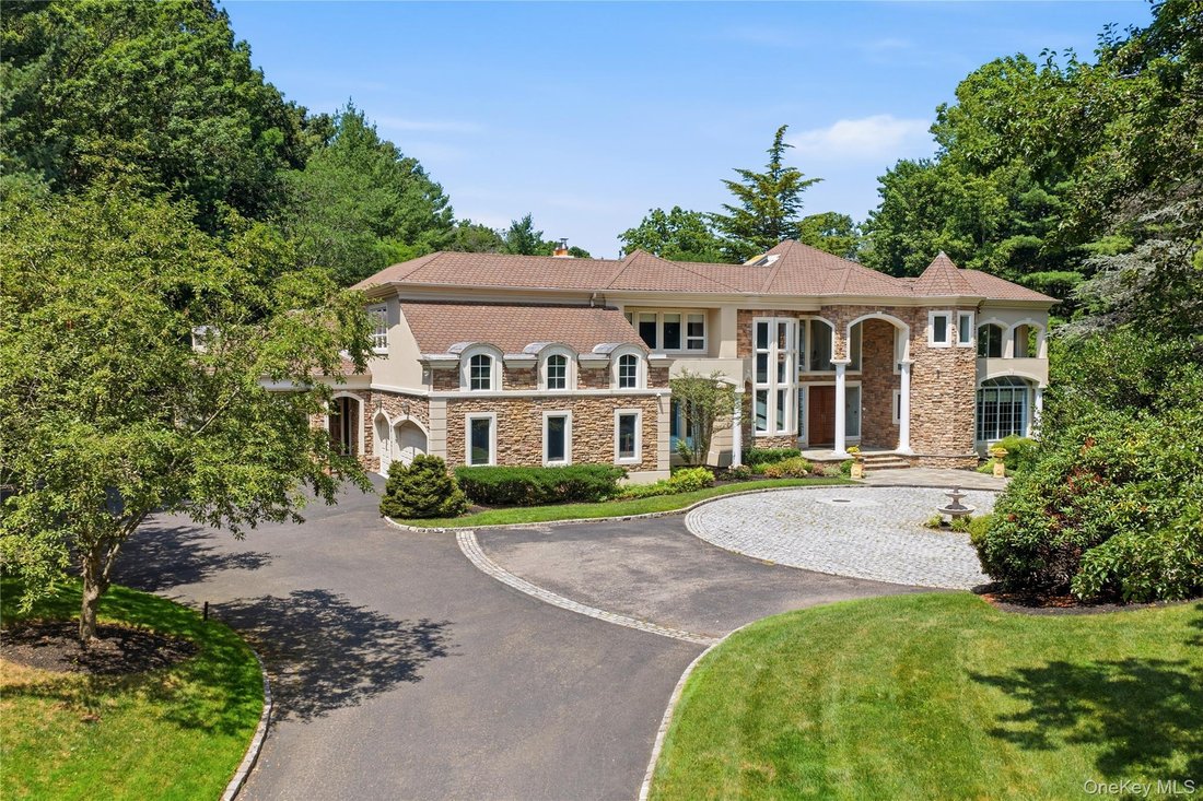 House in Syosset, New York, United States 1 - 17966965