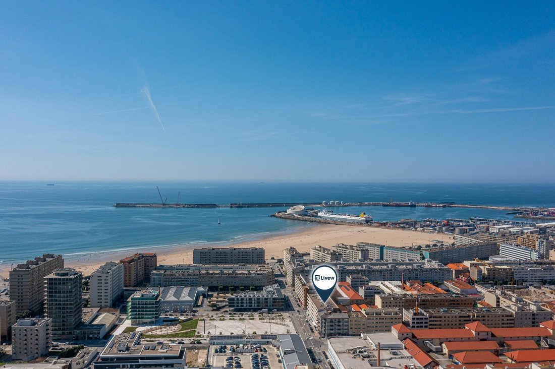 Apartment in Matosinhos e Leca da Palmeira, Porto District, Portugal 1 - 18486966