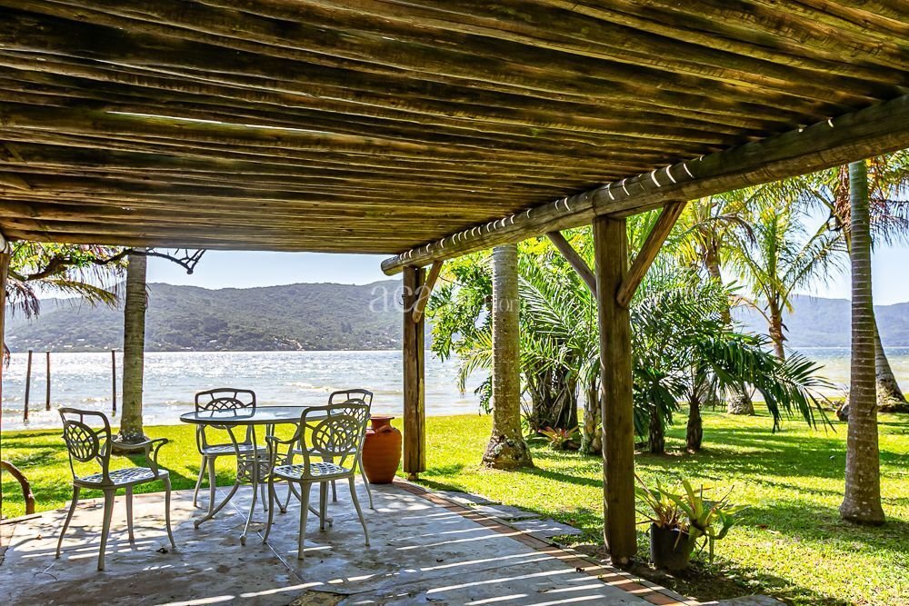 House in Florianópolis, State of Santa Catarina, Brazil 5 - 18486813