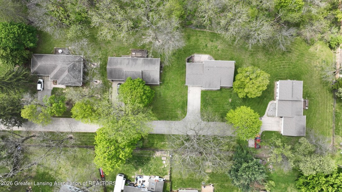 House in Windsor charter Township, Michigan, United States 2 - 18486590