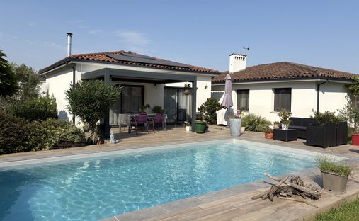 House in Francoy, Cugnaux, France 1