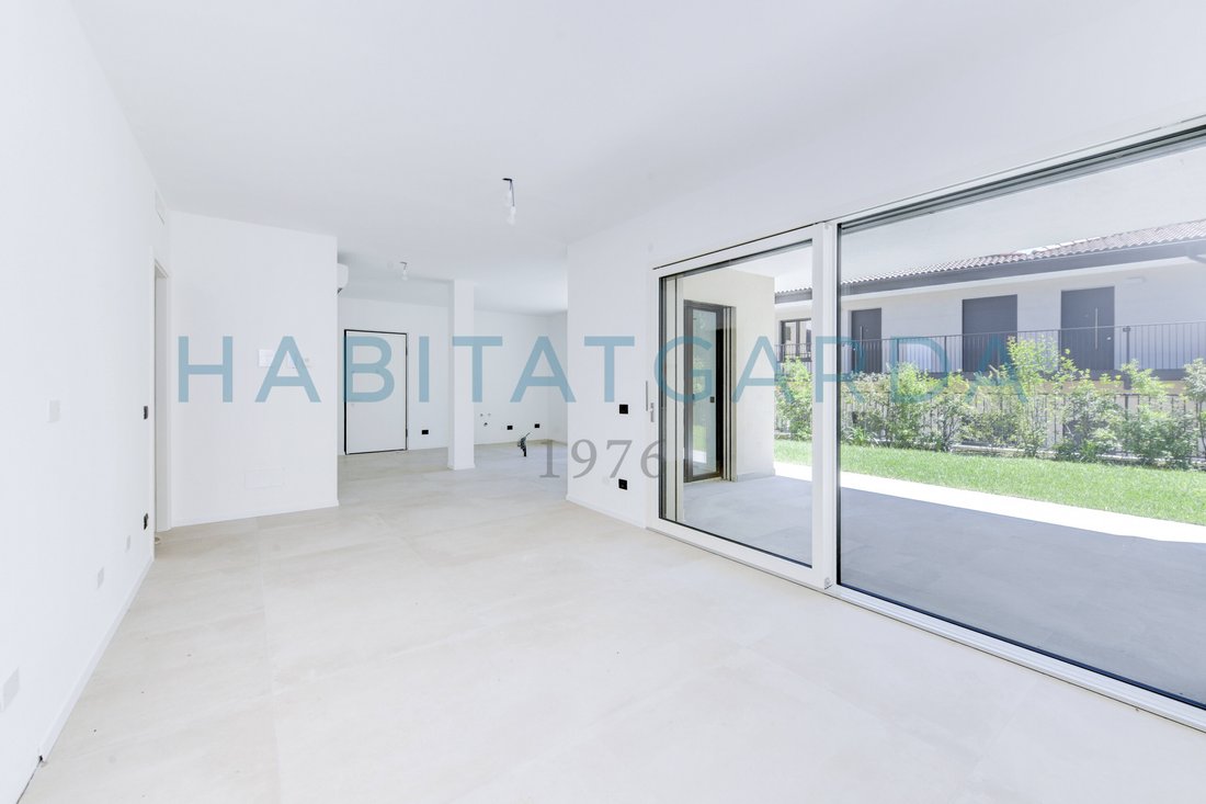 Apartment in Gardone Riviera, Lombardy, Italy 4 - 15609971