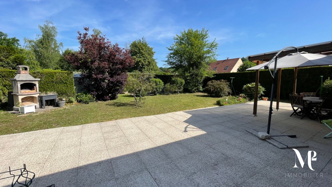 Villa in Est, Lamorlaye, France 3 - 18487014