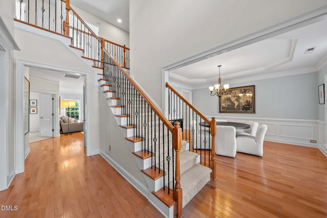 Casa a Cary, Carolina del Nord, Stati Uniti 3 - 18483922