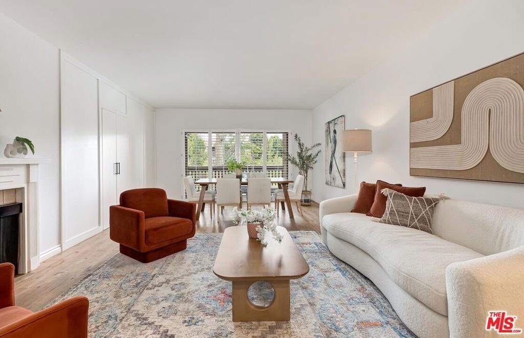 Condo in Los Angeles, California, United States 4 - 18485330