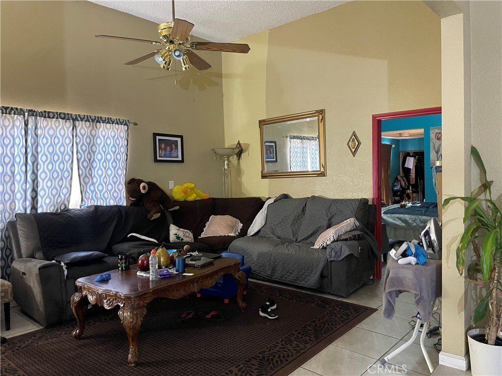 House in Pomona, California, United States 5 - 18258216